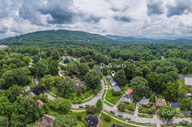 3 Enka Oak Street, Candler, NC 28715