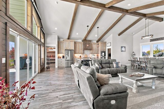 25400 Havard Oak Pl, Caldwell, ID 83607
