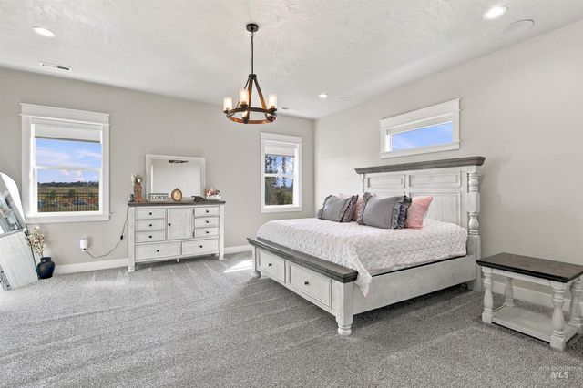 25400 Havard Oak Pl, Caldwell, ID 83607