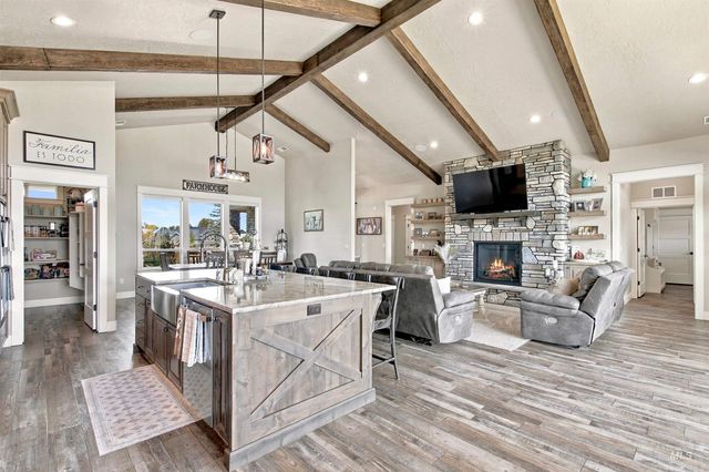 25400 Havard Oak Pl, Caldwell, ID 83607