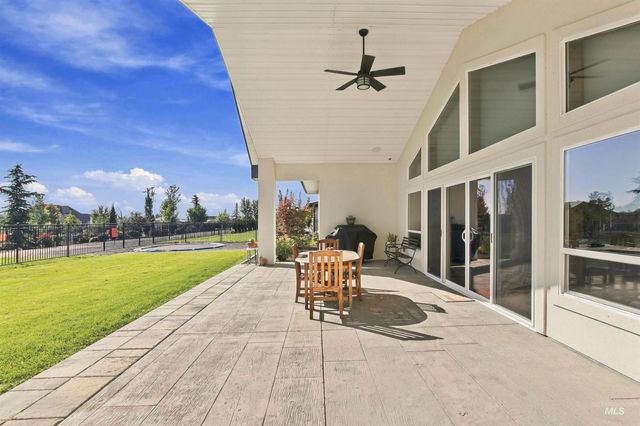 25400 Havard Oak Pl, Caldwell, ID 83607