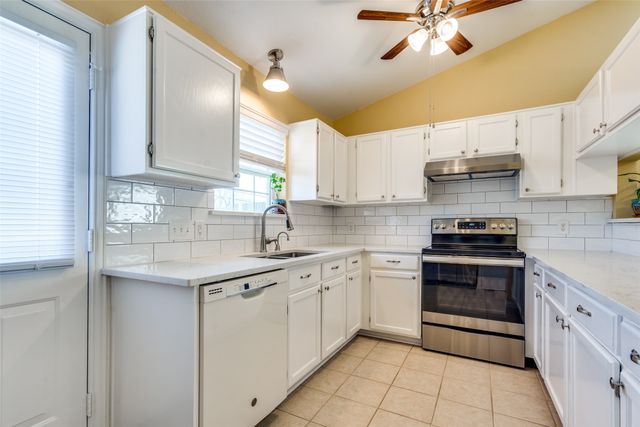 2400 Jupiter Road J4, Plano, TX 75074