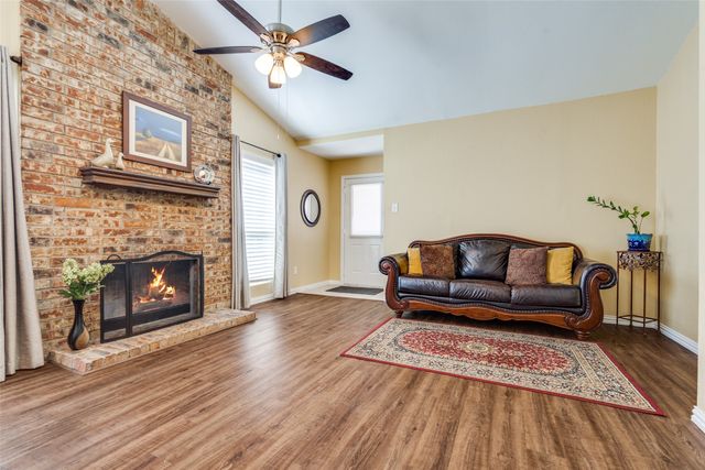 2400 Jupiter Road J4, Plano, TX 75074