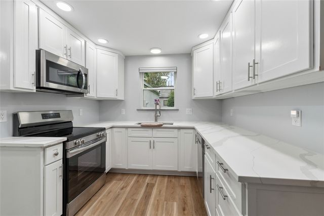 1002 PASADENA Drive, Fairview, PA 16505