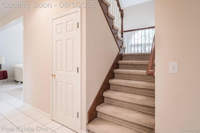 2038 Haverford Drive, Troy, MI 48098