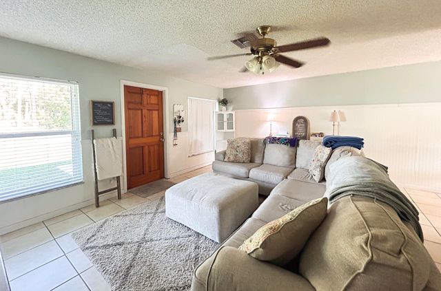 4709 Sunset Boulevard, Fort Pierce, FL 34982