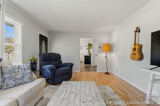 354 W 31st Street, Holland, MI 49423
