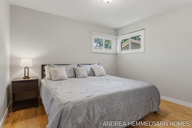 354 W 31st Street, Holland, MI 49423