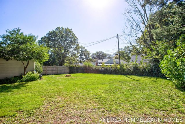 354 W 31st Street, Holland, MI 49423