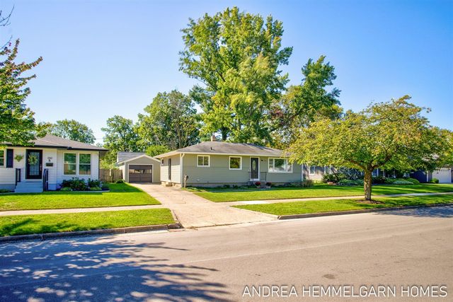 354 W 31st Street, Holland, MI 49423