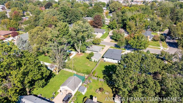 354 W 31st Street, Holland, MI 49423