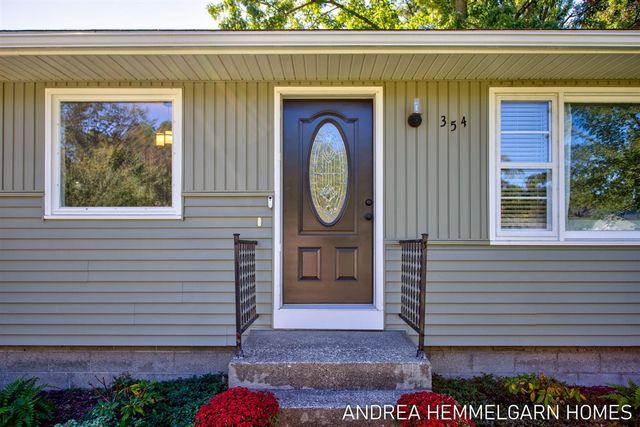 354 W 31st Street, Holland, MI 49423