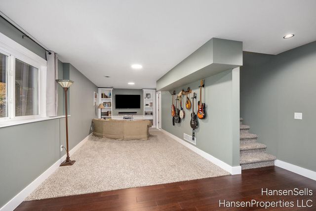 5326 North Point Drive, Pierson Twp, MI 49339