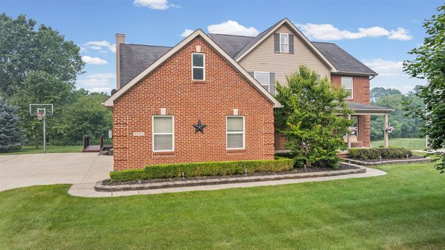 20903 Oak Tree Drive, South Lyon, MI 48178