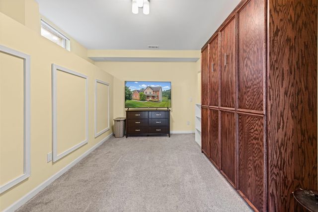 20903 Oak Tree Drive, South Lyon, MI 48178