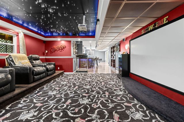 20903 Oak Tree Drive, South Lyon, MI 48178