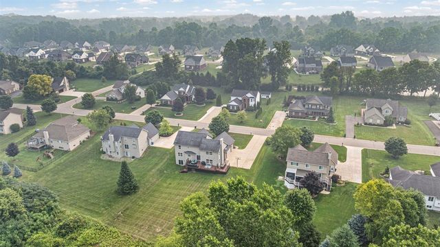 20903 Oak Tree Drive, South Lyon, MI 48178