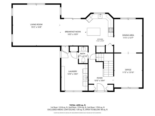 20903 Oak Tree Drive, South Lyon, MI 48178
