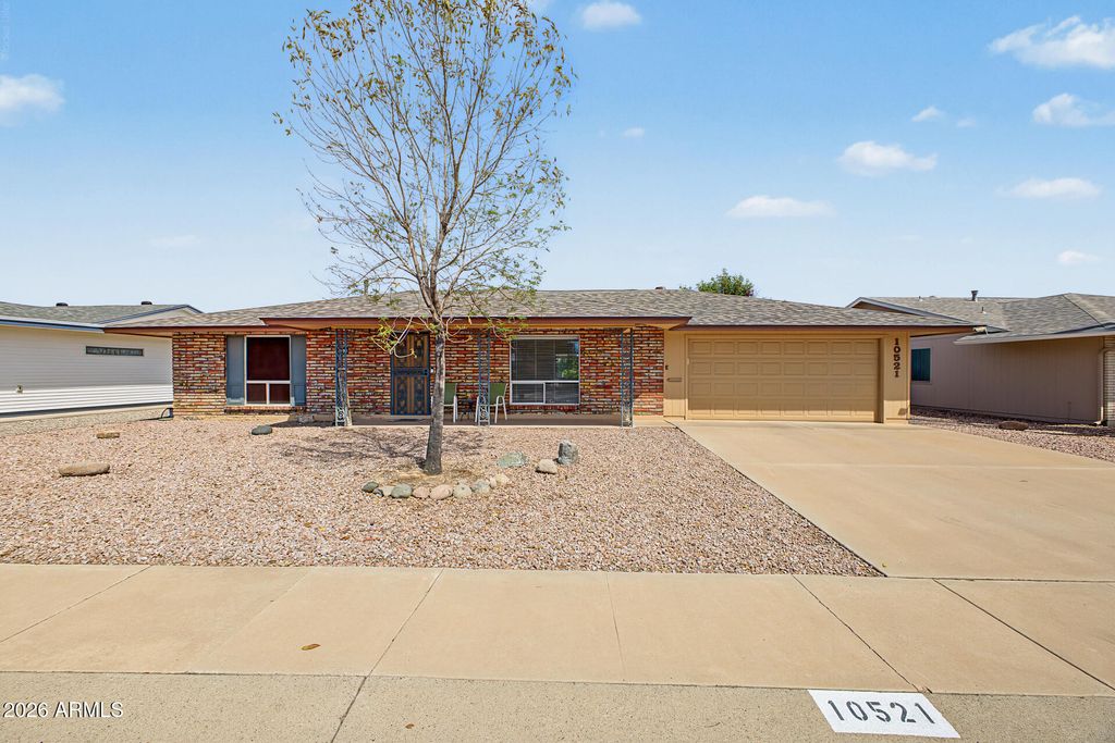 10521 W KINGSWOOD Circle, Sun City, AZ 85351 — exterior