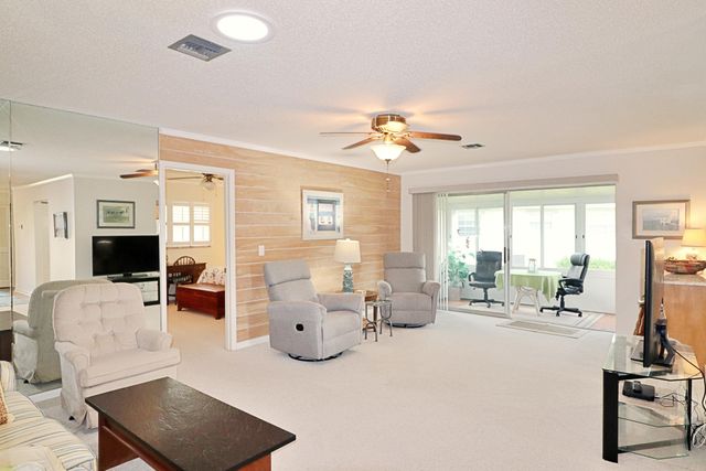 945 Savannas Point Drive, Fort Pierce, FL 34982