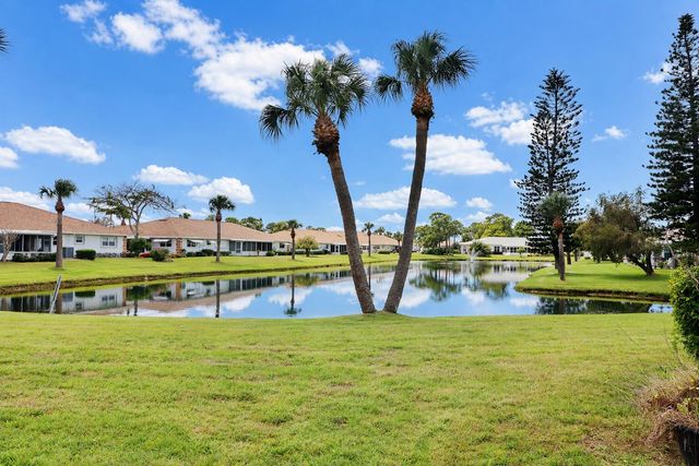 945 Savannas Point Drive, Fort Pierce, FL 34982