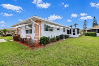 945 Savannas Point Drive, Fort Pierce, FL 34982