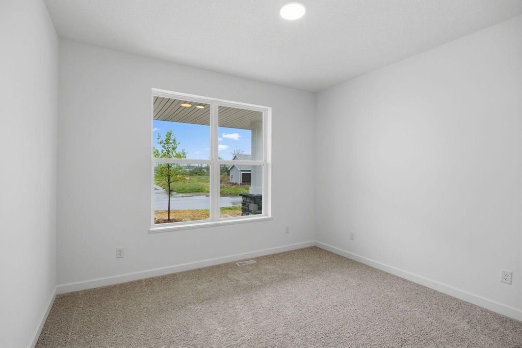 1920 White Pine Way, Carver, MN 55315 — photo 5