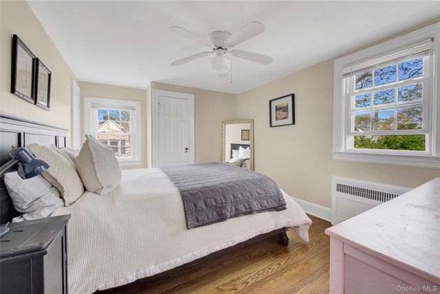 39 Cynthia Court, Hempstead, NY 11550