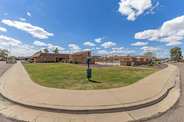 409 W BLACKHAWK Drive 5, Phoenix, AZ 85027