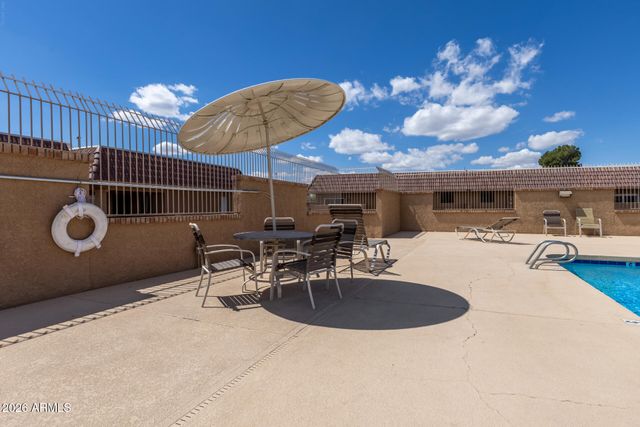 409 W BLACKHAWK Drive 5, Phoenix, AZ 85027