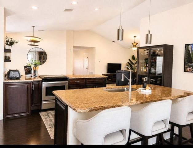 6622 SPRING GARDEN Run, Lake Worth, FL 33463