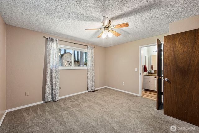 5208 Brentwood Drive SE, Lacey, WA 98503