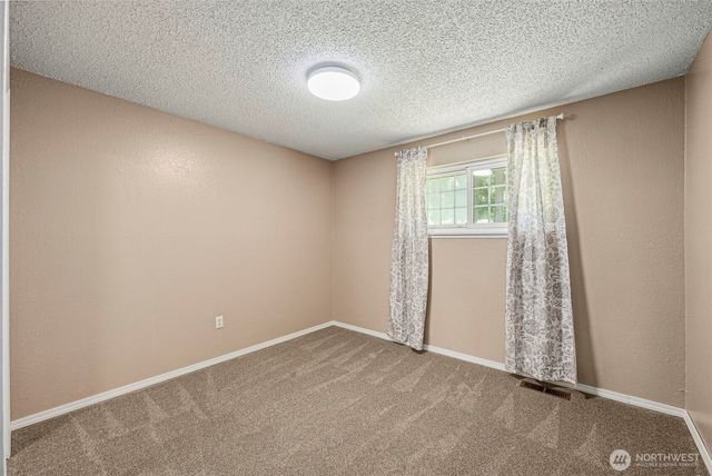5208 Brentwood Drive SE, Lacey, WA 98503
