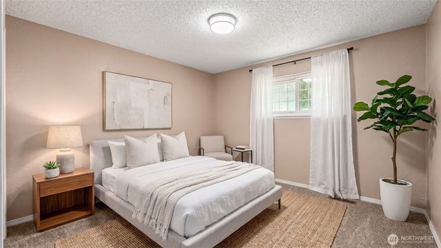 5208 Brentwood Drive SE, Lacey, WA 98503