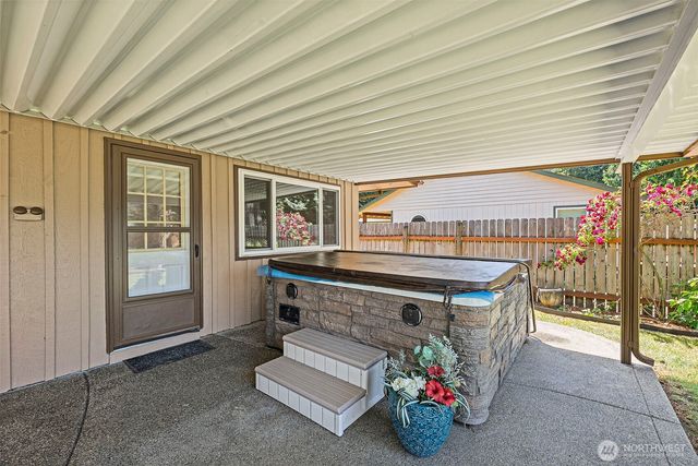 5208 Brentwood Drive SE, Lacey, WA 98503