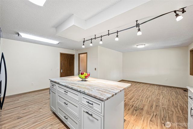 5208 Brentwood Drive SE, Lacey, WA 98503