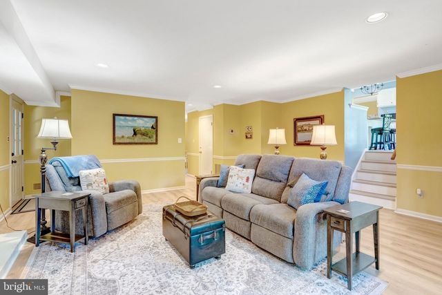 4203 KINGS MILL LN, Annandale, VA 22003