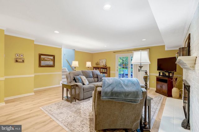 4203 KINGS MILL LN, Annandale, VA 22003