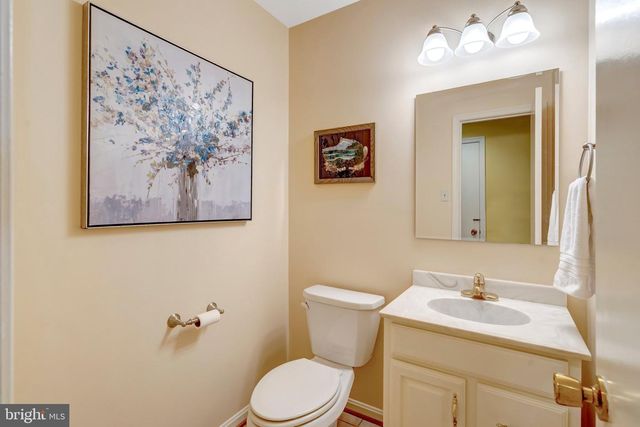 4203 KINGS MILL LN, Annandale, VA 22003