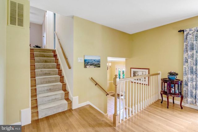 4203 KINGS MILL LN, Annandale, VA 22003