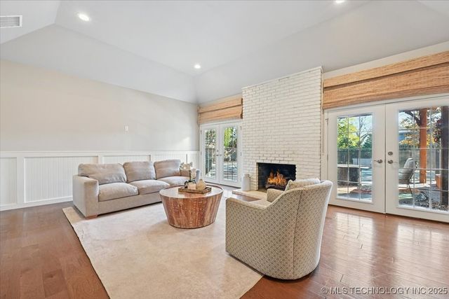 4220 E 77th Street, Tulsa, OK 74136