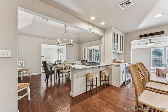 4220 E 77th Street, Tulsa, OK 74136