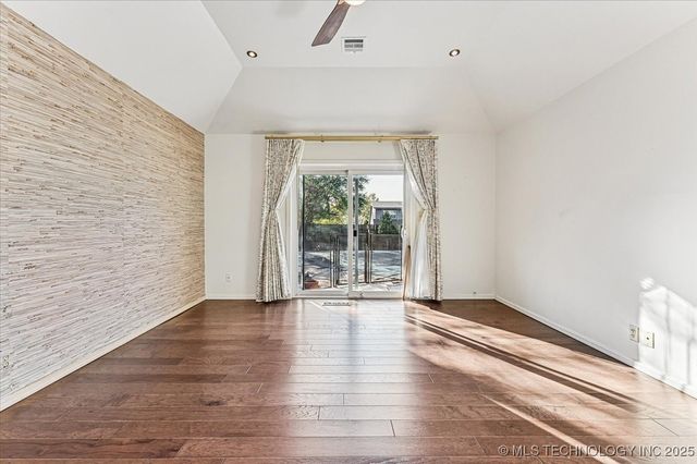 4220 E 77th Street, Tulsa, OK 74136