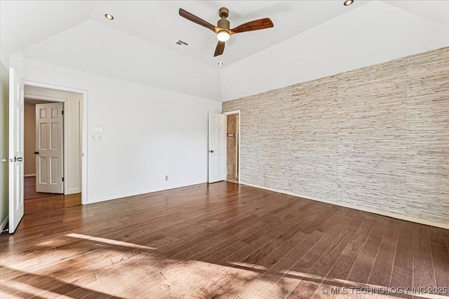 4220 E 77th Street, Tulsa, OK 74136