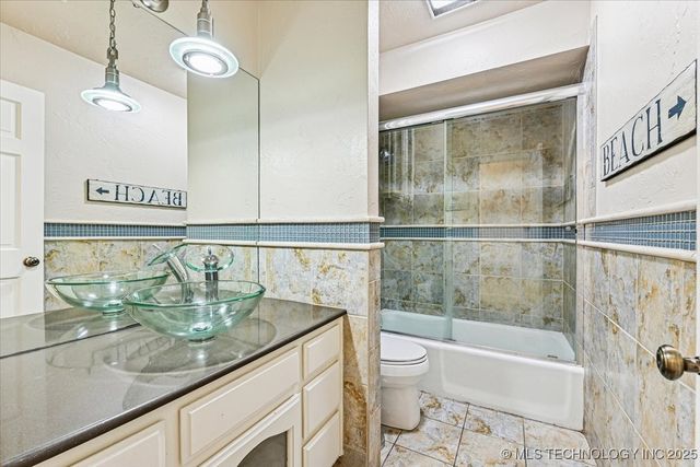 4220 E 77th Street, Tulsa, OK 74136