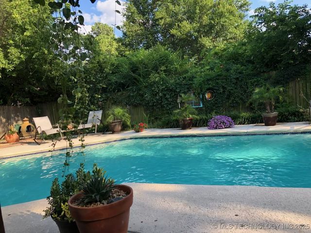 4220 E 77th Street, Tulsa, OK 74136