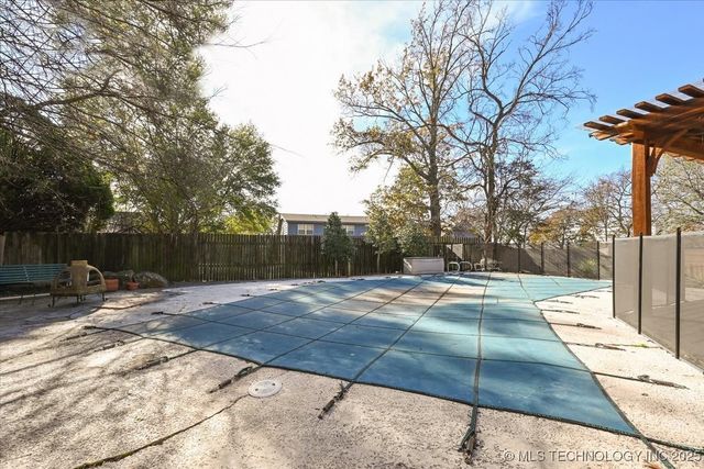 4220 E 77th Street, Tulsa, OK 74136