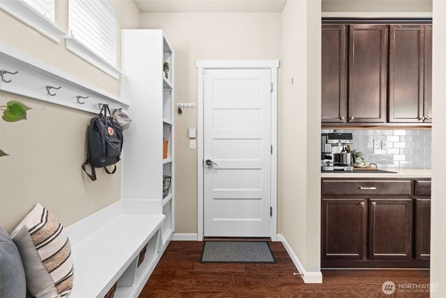 10379 Sentinel Drive, Gig Harbor, WA 98332