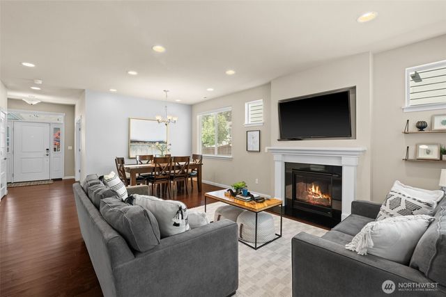 10379 Sentinel Drive, Gig Harbor, WA 98332