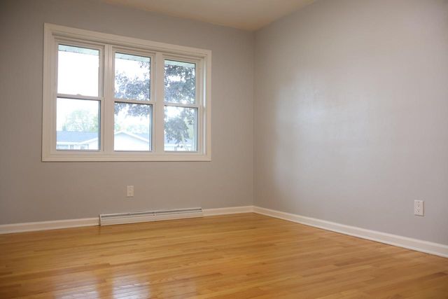 2711 Hyacinth AVENUE, Janesville, WI 53545